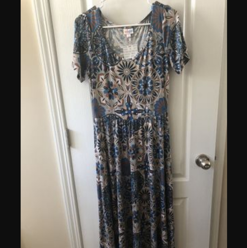 Lularoe Riley